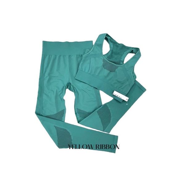 🆕 KORAL 2-Pc. Helena & Cedar Seamless Bra & Legging Set - Picture 2 of 5